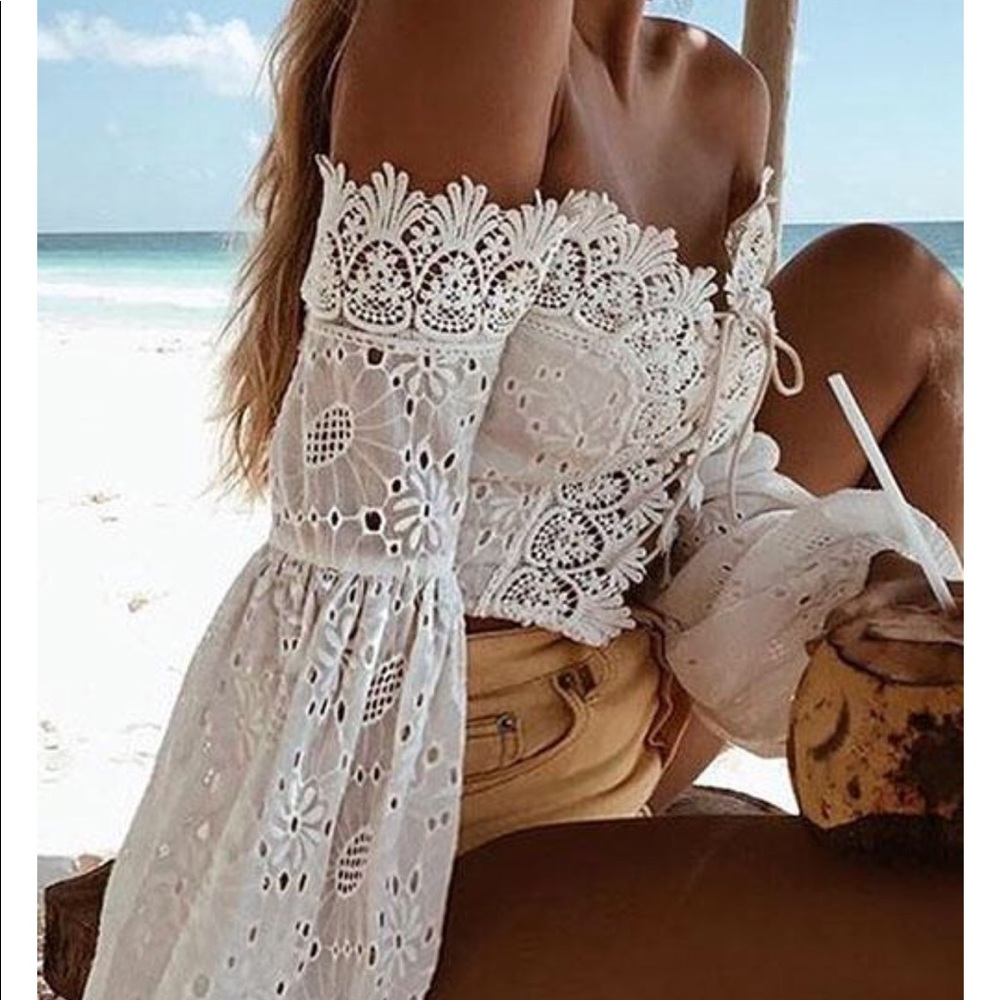 Lace puff sleeve top - Picture 5 of 5